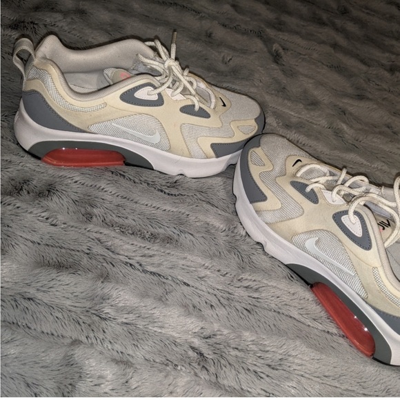 Nike Air Max - Picture 3 of 4